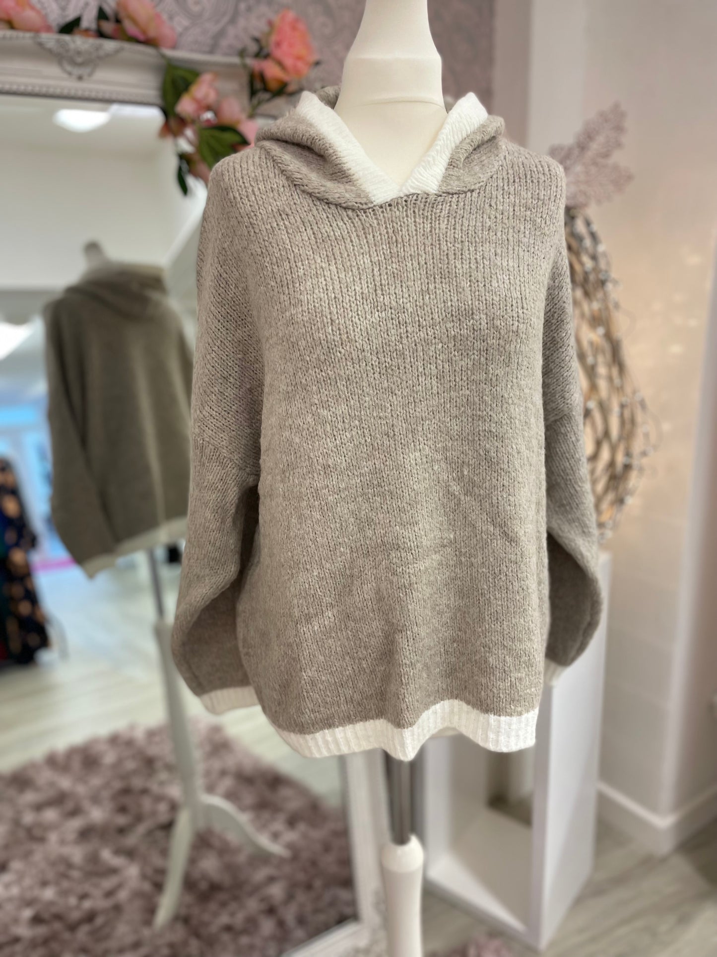 Marta One Size Beige/White Jumper