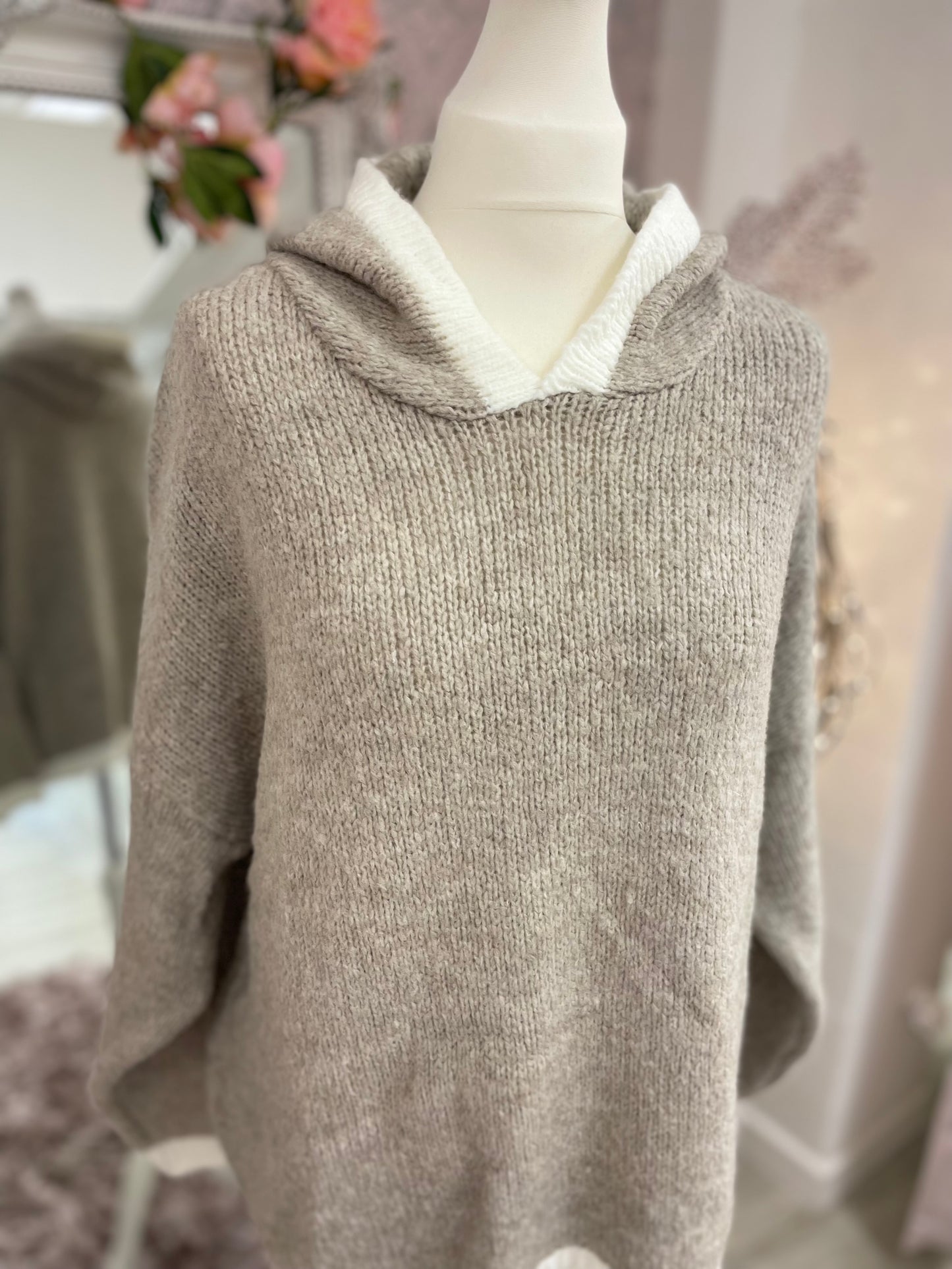 Marta One Size Beige/White Jumper
