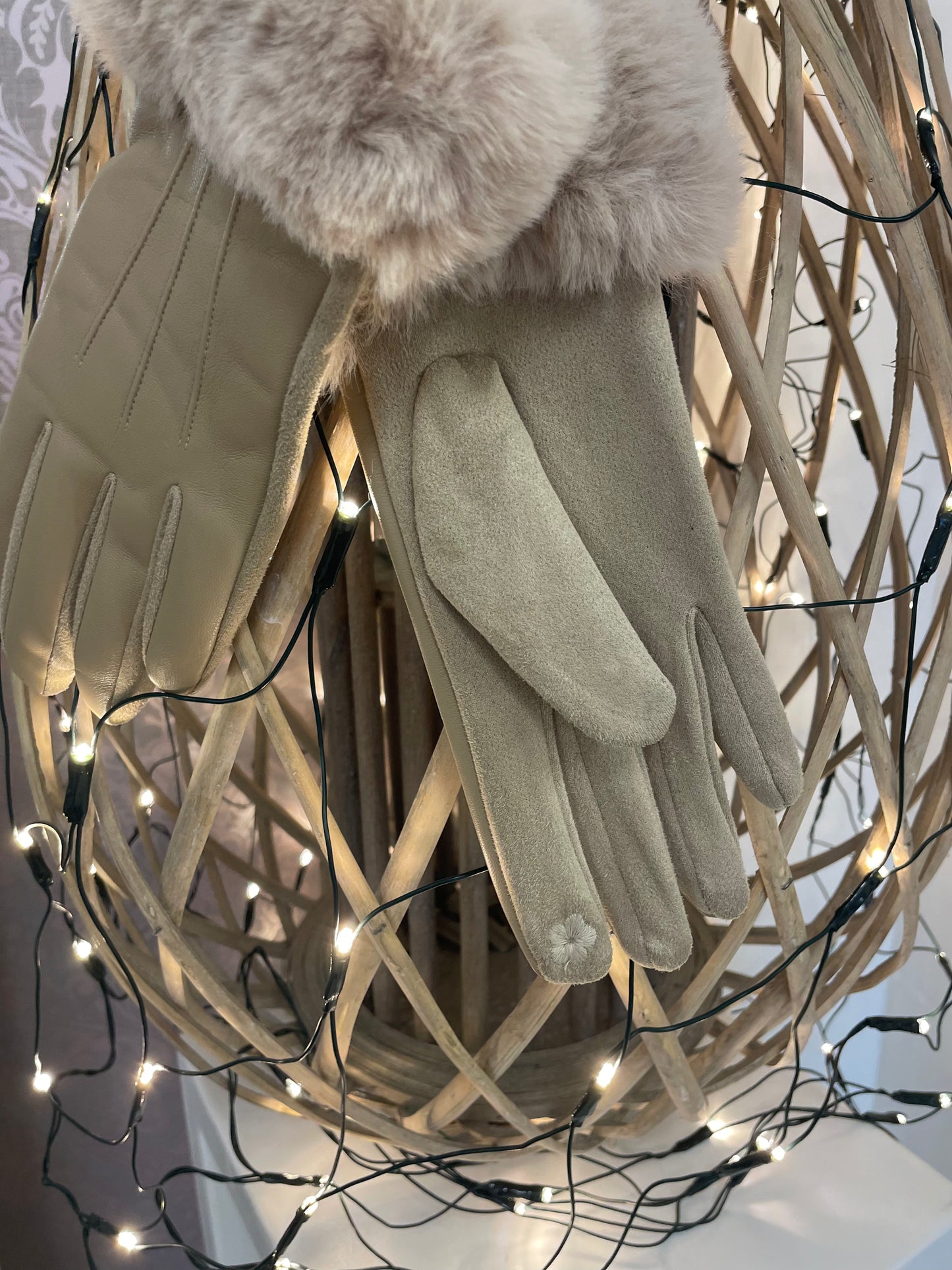 Beige Leather Gloves with Fur Detail