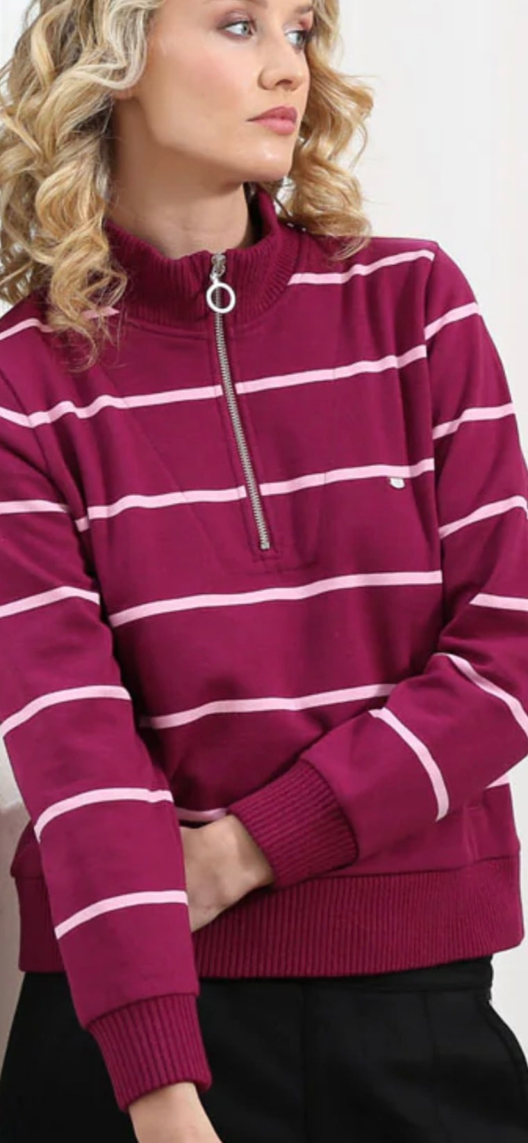 Molly Half Zip Berry