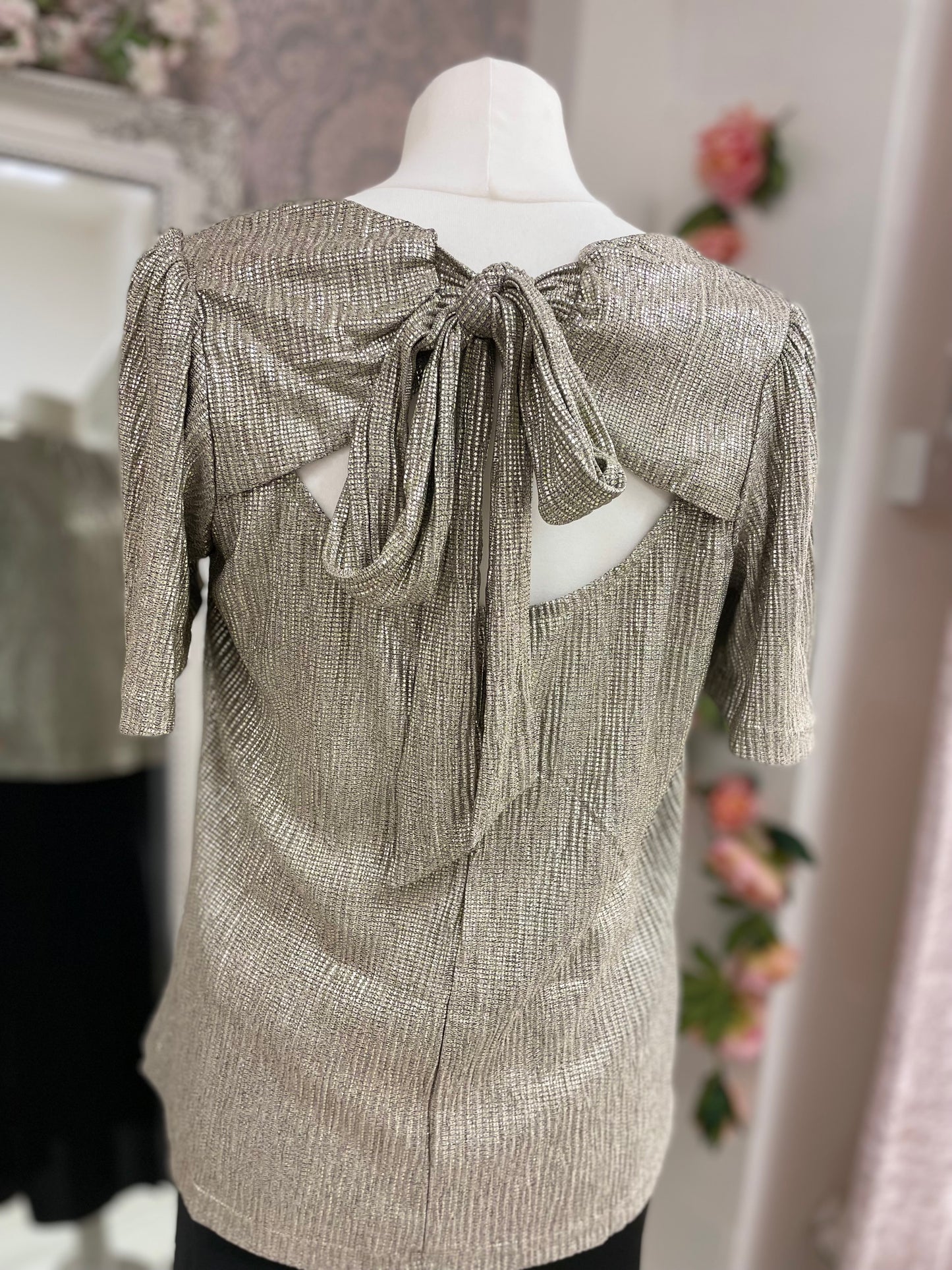 Rant & Rave Cari Gold Top